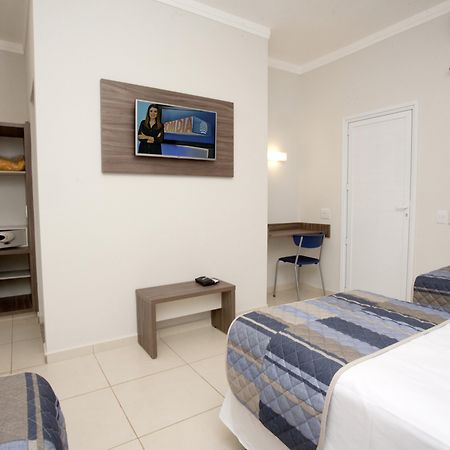 Portal Hotel 莫吉米林 外观 照片