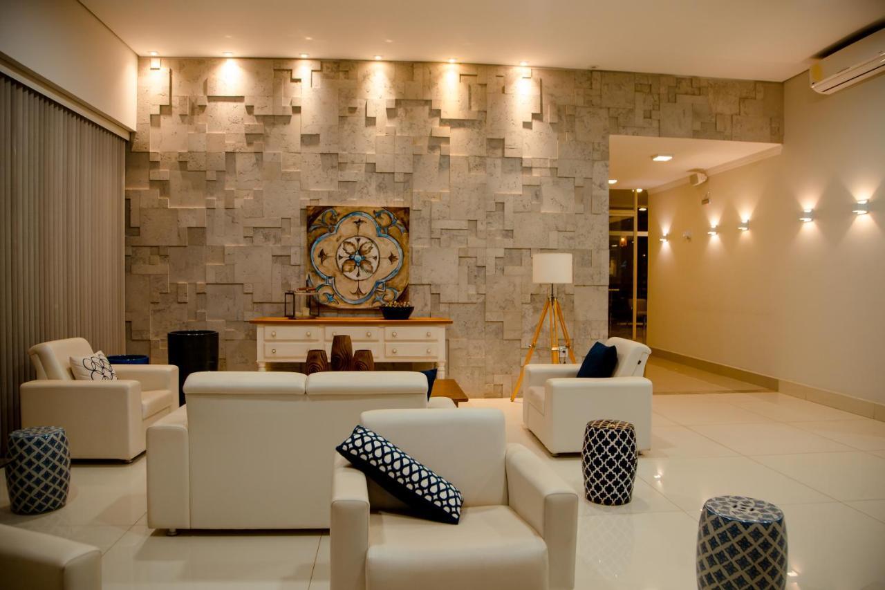 Portal Hotel 莫吉米林 外观 照片