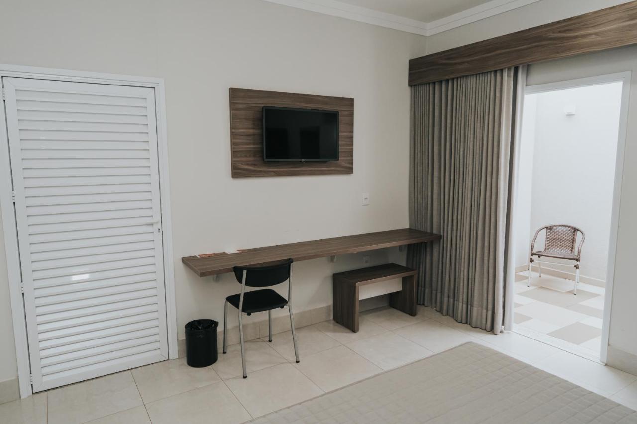 Portal Hotel 莫吉米林 外观 照片