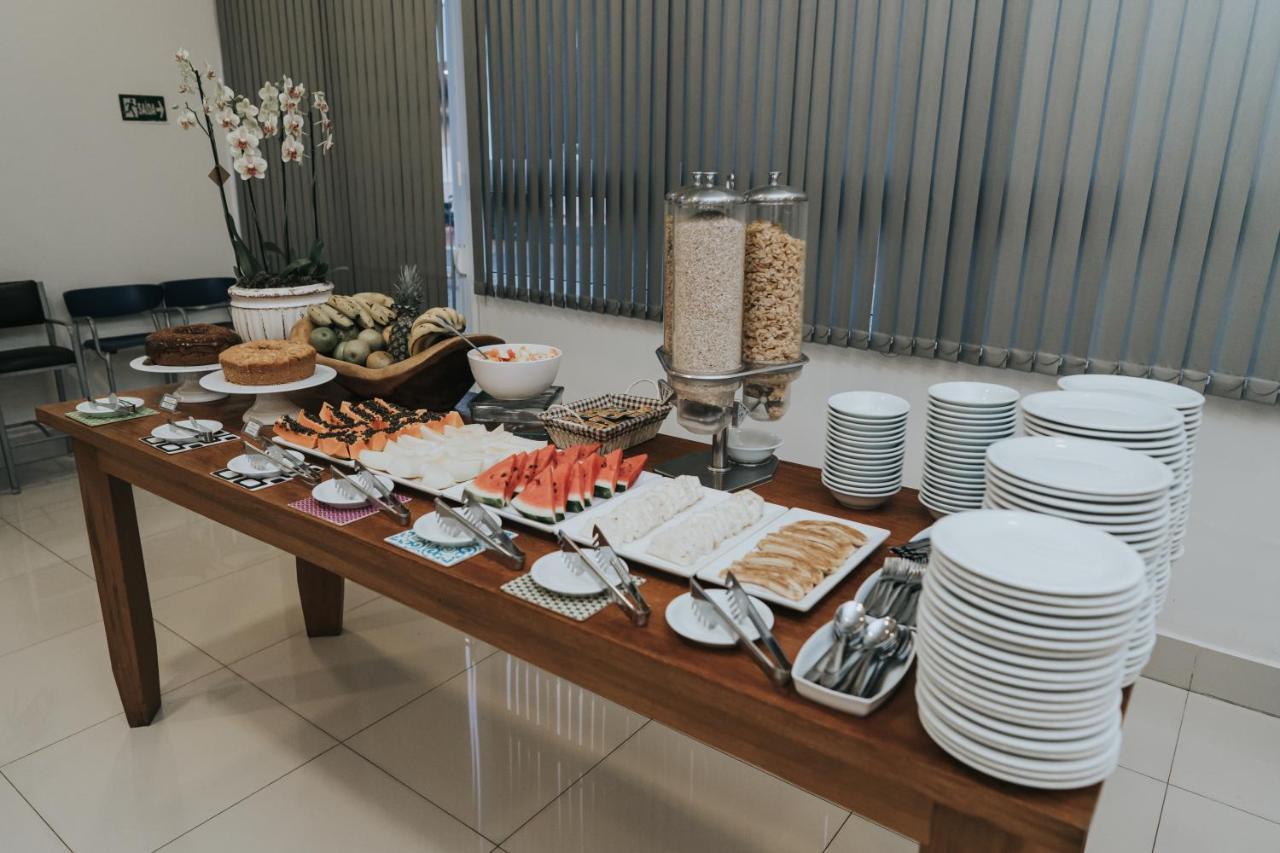 Portal Hotel 莫吉米林 外观 照片