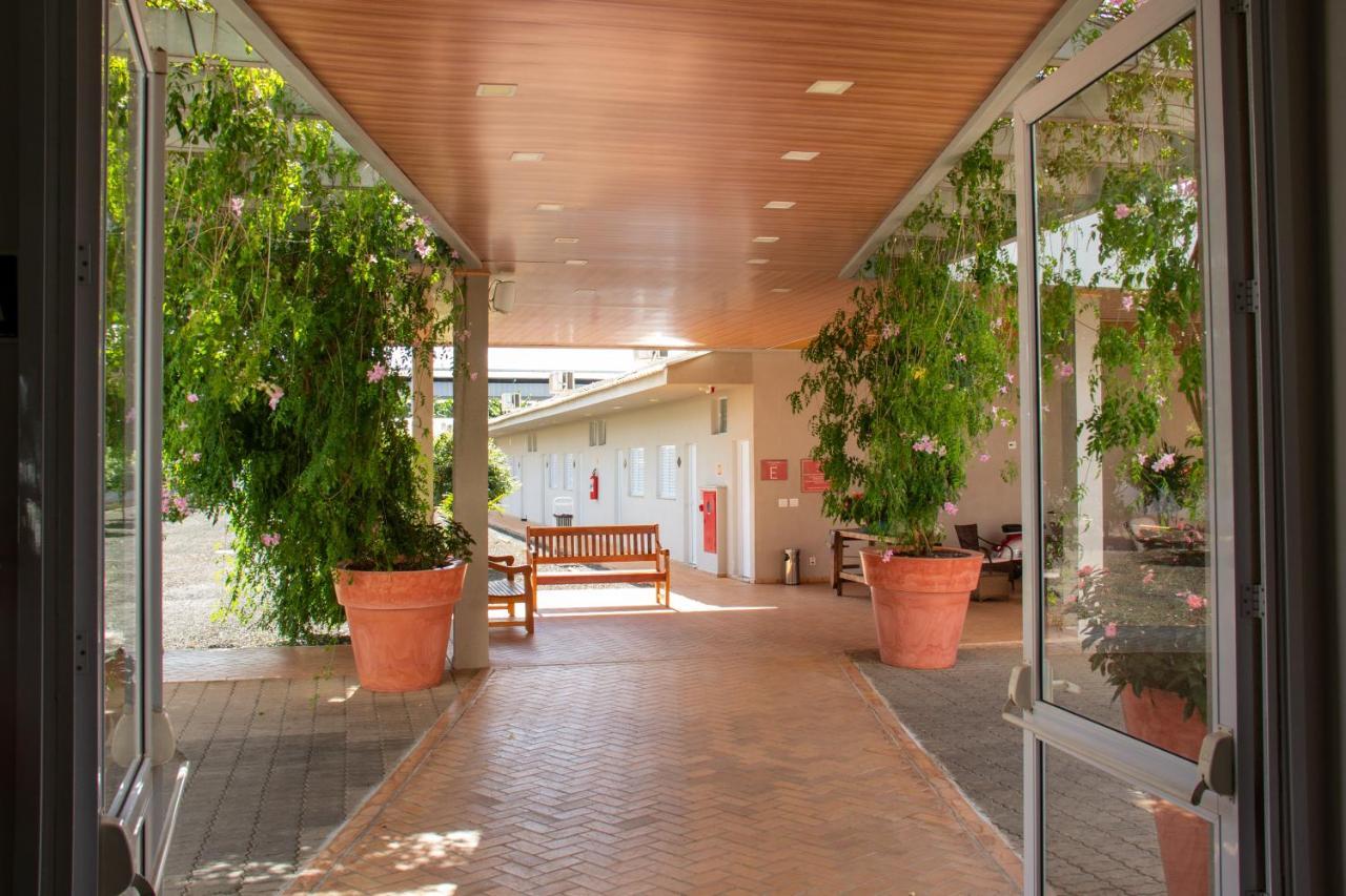Portal Hotel 莫吉米林 外观 照片