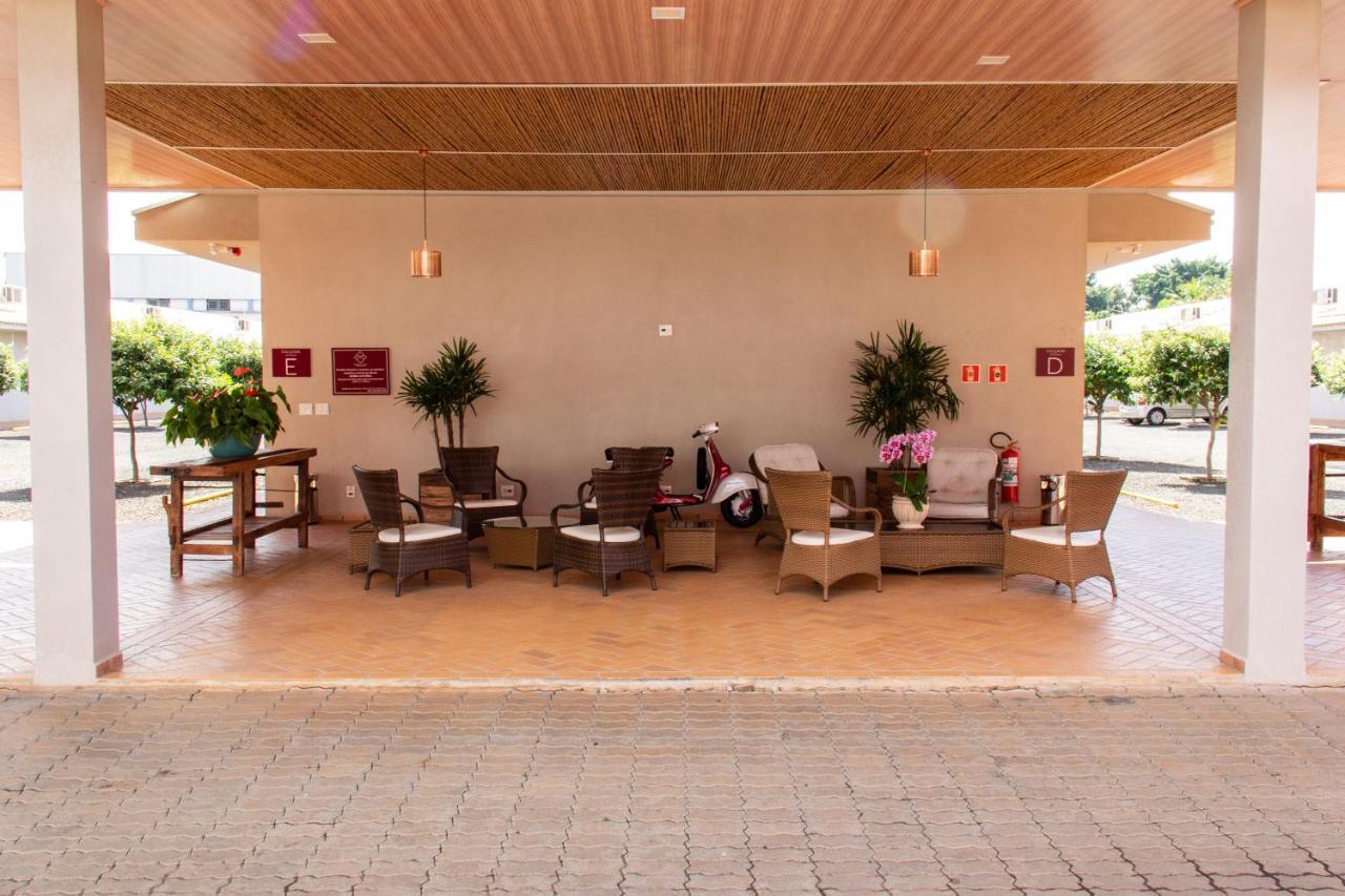 Portal Hotel 莫吉米林 外观 照片