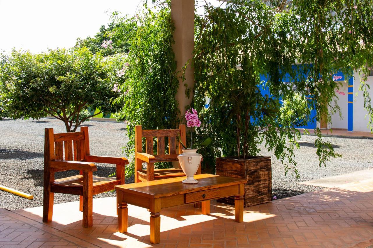 Portal Hotel 莫吉米林 外观 照片