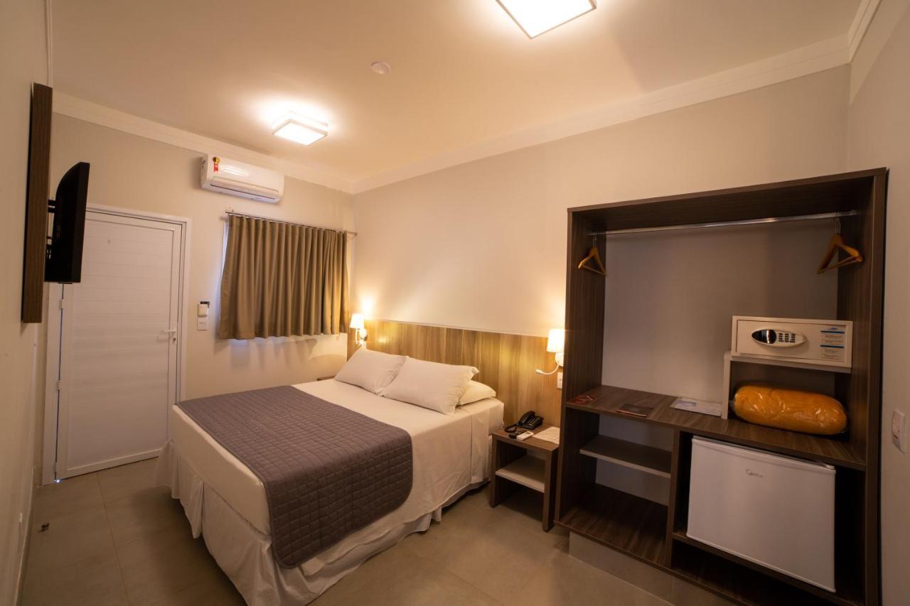 Portal Hotel 莫吉米林 外观 照片